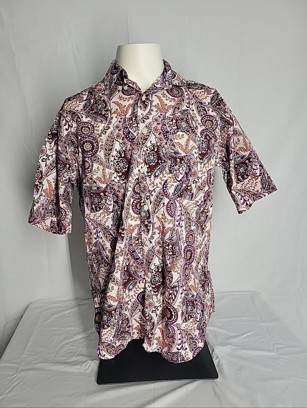 Men's British Khaki Short-Sleeve Paisley Button-Down Shirt